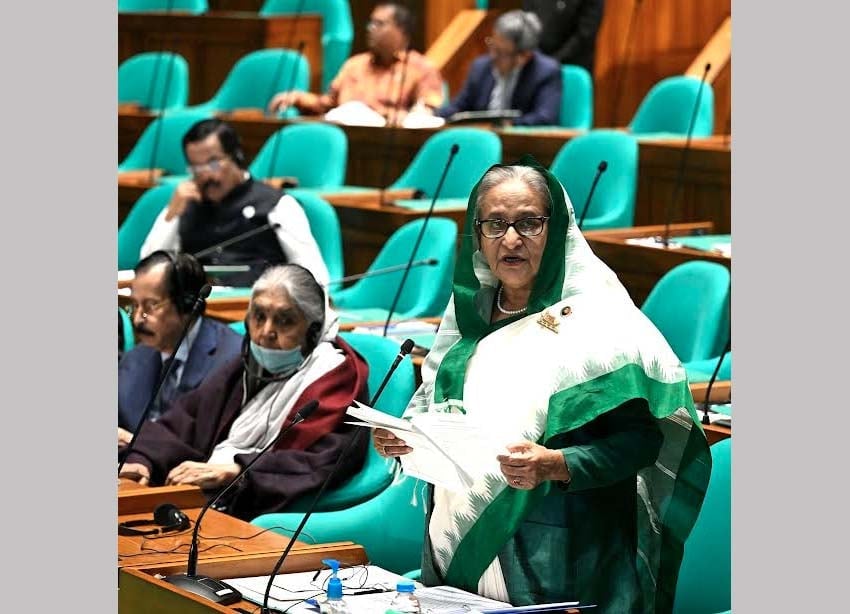 পণ্যমূল্য সহনীয় রাখতে সরকারের পাশাপাশি জনগণেরও নজরদারি চাই : সংসদে প্রধানমন্ত্রী 