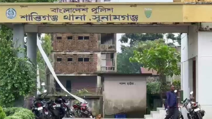 শান্তিগঞ্জে ঘোড়ার লাথিকে কেন্দ্র করে সংঘর্ষে নিহত ২