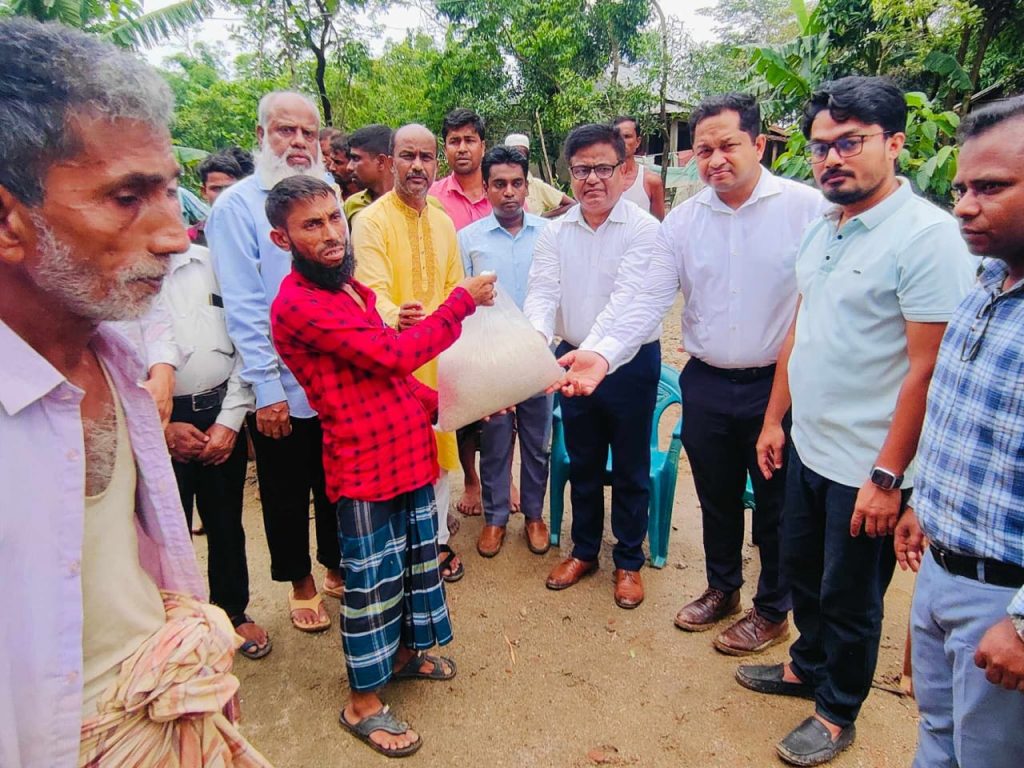 গোয়াইনঘাটে বন্যায় ক্ষতিগ্রস্ত এলাকা পরিদর্শনে দুর্যোগ ব্যবস্থাপনা পরিচালক