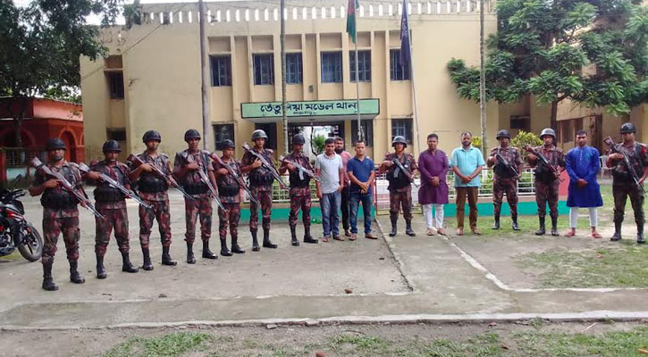 বিজিবির নিরাপত্তায় সীমান্তবর্তী ২১ থানার স্বাভাবিক কার্যক্রম শুরু