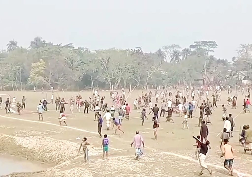 শান্তিগঞ্জে বৃষ্টি চেয়ে শিরনীর আয়োজনকে কেন্দ্র করে দুই পক্ষের সংঘর্ষে আহত ৩০, আটক ১