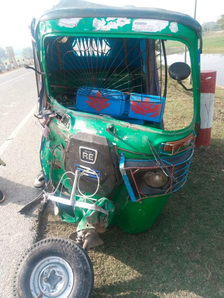 সুনামগঞ্জ-সিলেট মহাসড়কের শান্তিগঞ্জে বাস-অটোরিকশা সংঘর্ষে ২ জনের মৃত্যু : আহত আরও ৩ জন