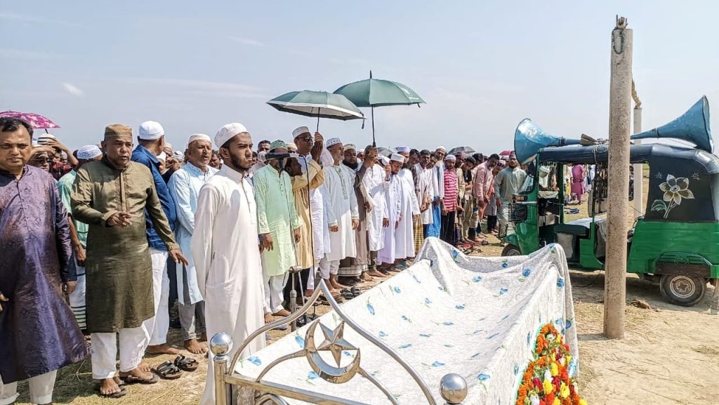 শান্তিগঞ্জের পূর্ব বীরগাঁও ইউপি চেয়ারম্যানের দাফন সম্পন্ন