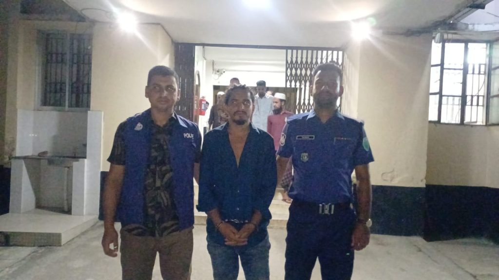 গোয়াইনঘাটে শিশু অপহরণকারী সন্দেহে গনপিটুনি পরে জানা গেল সন্ত্রাসী শুটার রিয়াজ