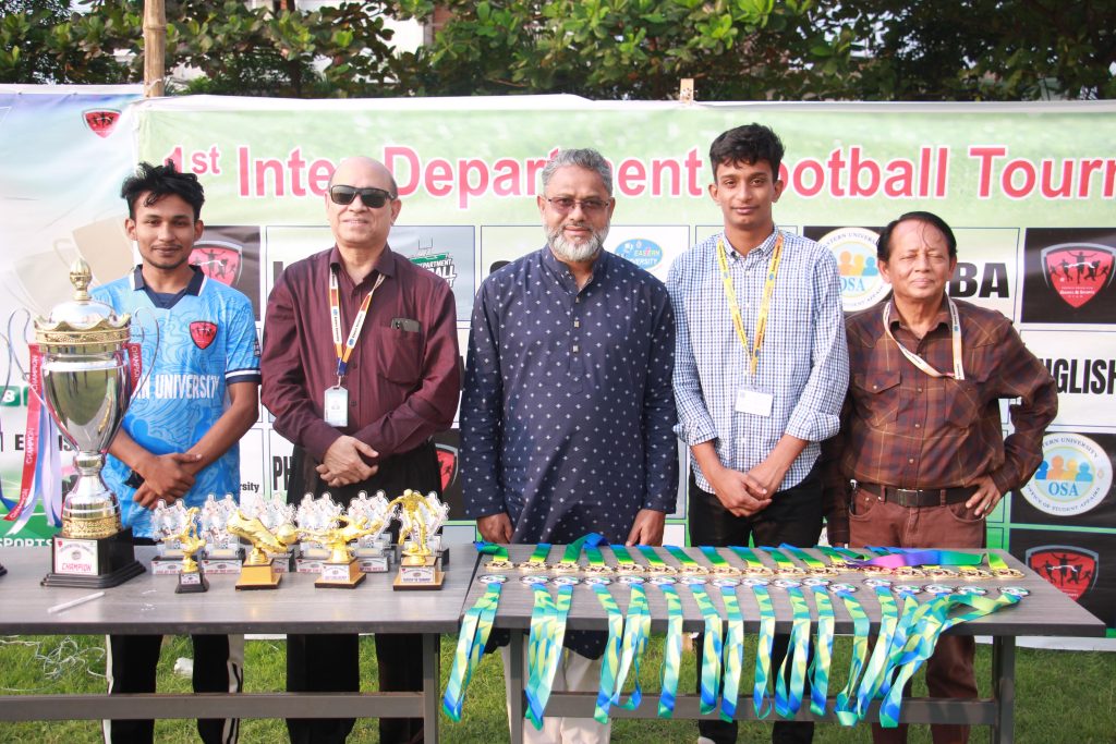 ইস্টার্ন ইউনিভার্সিটির আন্তঃবিভাগ ফুটবল টুর্নামেন্টে বিজয়ী ব্যবসায় প্রশাসন বিভাগ