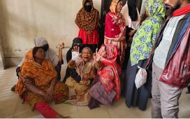 আমতলীতে দুই ভাইয়ের দ্বন্দ থামাতে গিয়ে ছুরিকাঘাতে চাচাত ভাই খুন, হত্যাকারীসহ ২ জন আটক