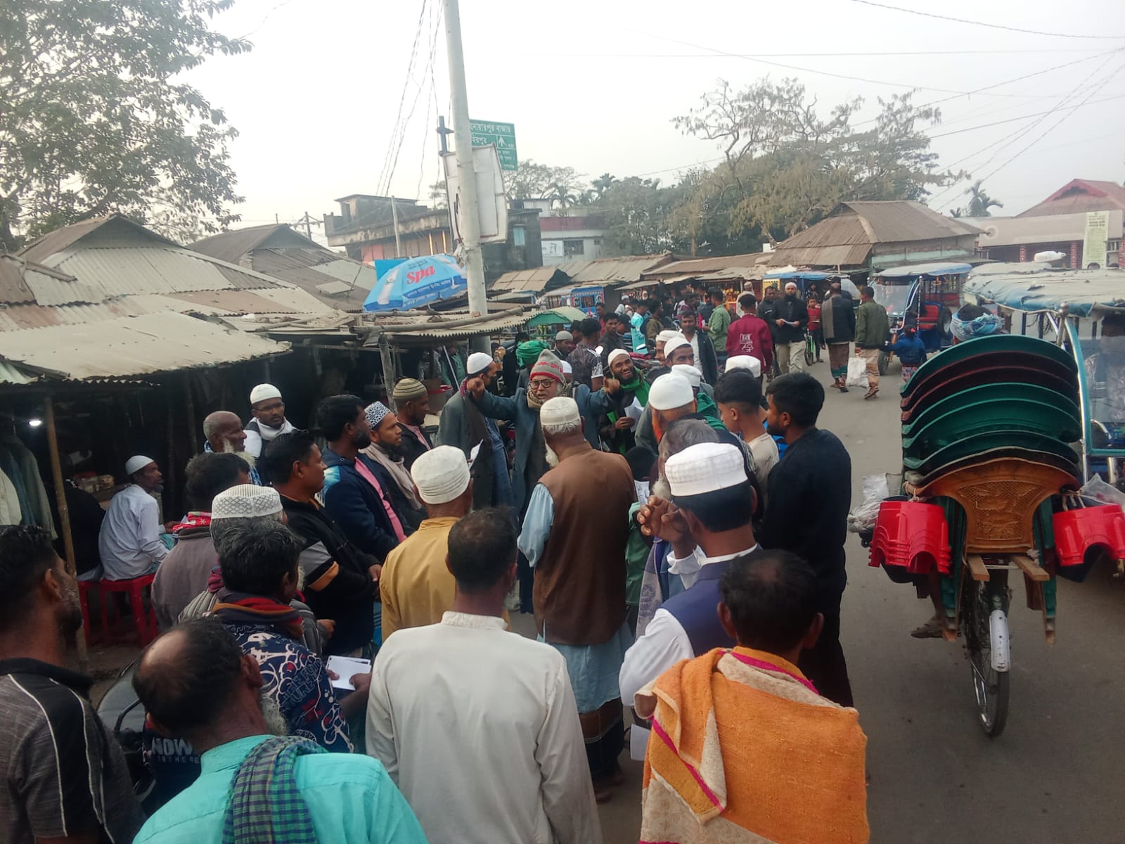 জামালগঞ্জে ১০ দলীয় জোট মনোনীত প্রার্থী মুজাম্মিল হককের গণসংযোগ ও পথসভা