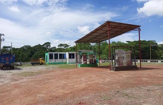 আমতলীতে মাপে তেল কম দেয়ায় ফিলিং স্টেশনে জরিমানা