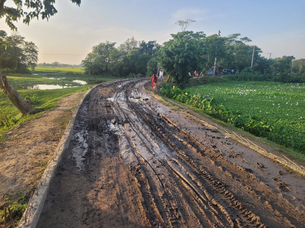 শান্তিগঞ্জে ২০ হাজার মানুষের দুর্ভোগ লাগবে ইউএনও’র উদ্যোগ