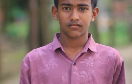 ৩ দিন ধরে নিখোঁজ শিশু মারুফের সন্ধান চায় পরিবার