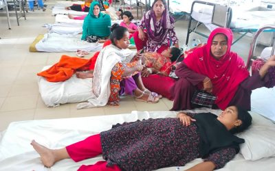 গাজীপুরে শ্রমিকবাহী বাস উল্টে নারীসহ আহত ২০