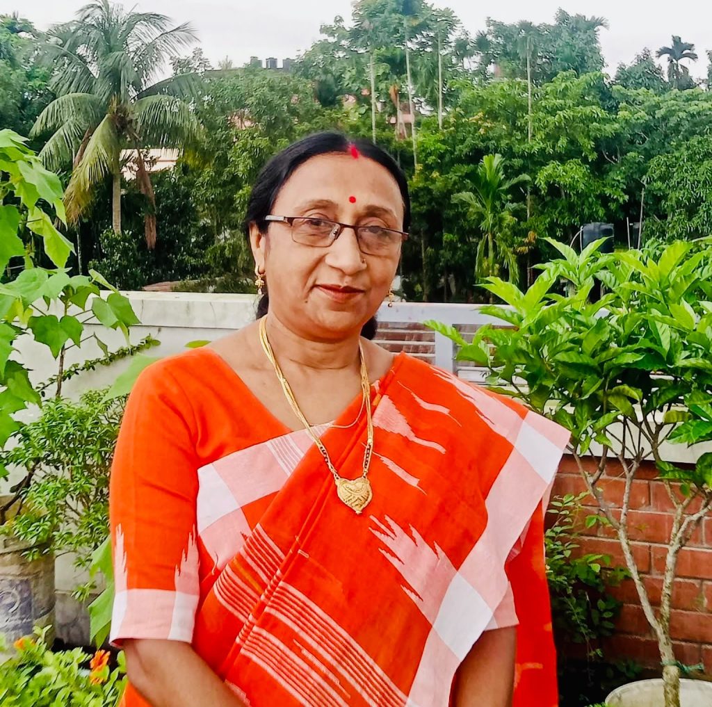 শিক্ষায় অবদানের স্বীকৃতি পেলেন শান্তিগঞ্জের রুমা চক্রবর্তী