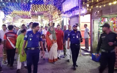 আমতলীতে দুর্গাপূজার কার্যক্রম পরিদর্শন করেছেন জেলা প্রশাসক