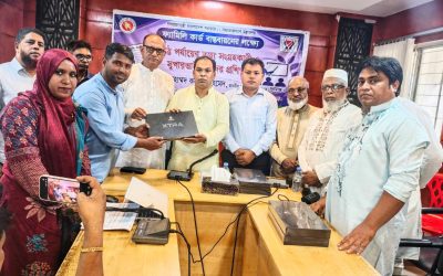 ফ্যামিলি কার্ড’ নিয়ে বিরোধী রাজনীতিকেরা তাচ্ছিল্য করেছিলেন: কয়ছর আহমদ